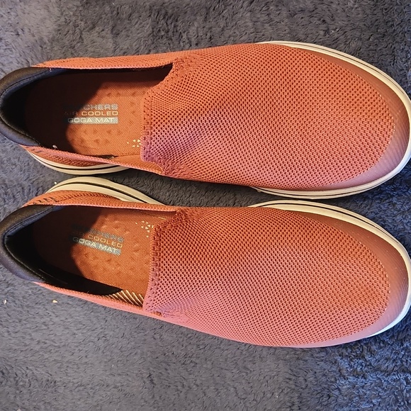 Mens Skechers - Picture 1 of 3